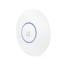 Access Point UniFi, doble banda 802.11ac, MIMO 2X2, soporta 100 clientes, hasta 867 Mbps, para interior, PoE 802.3af.