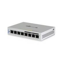 Switch UniFi Administrable capa 2 de 8 puertos Gigabit (4 Puertos Gigabit PoE 802.3af y 4 puertos Gigabit ethernet) 60W